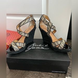 Badgley Mischka- black wedges size 10